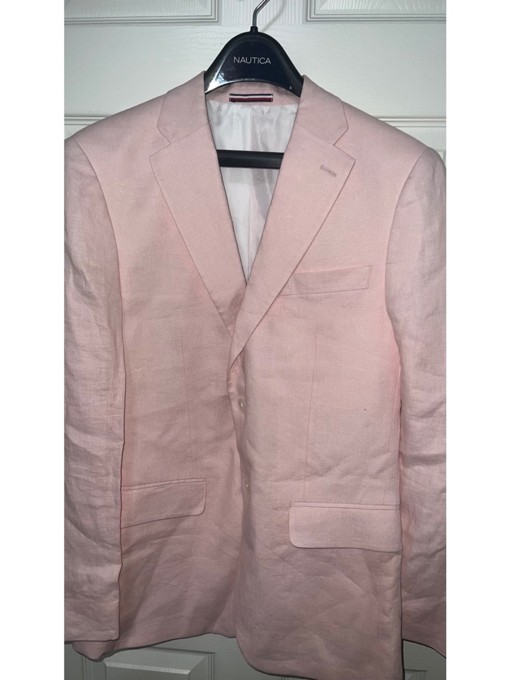 Men's Soft Pink Linen Blazer with Two-Button Closure and Functional Button Cuffs